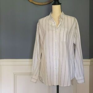 Old Navy White Button Down w/Gray Pinstripe - Size M